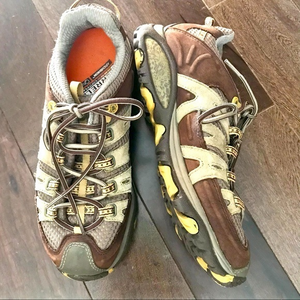 NEW Merrell Siren‎ Sport Omnifit Canteen Vibram Sneakers 7